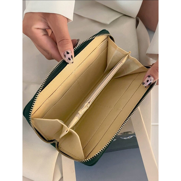 Playing Card Pattern Wallet In Black - Picture 7 of 9